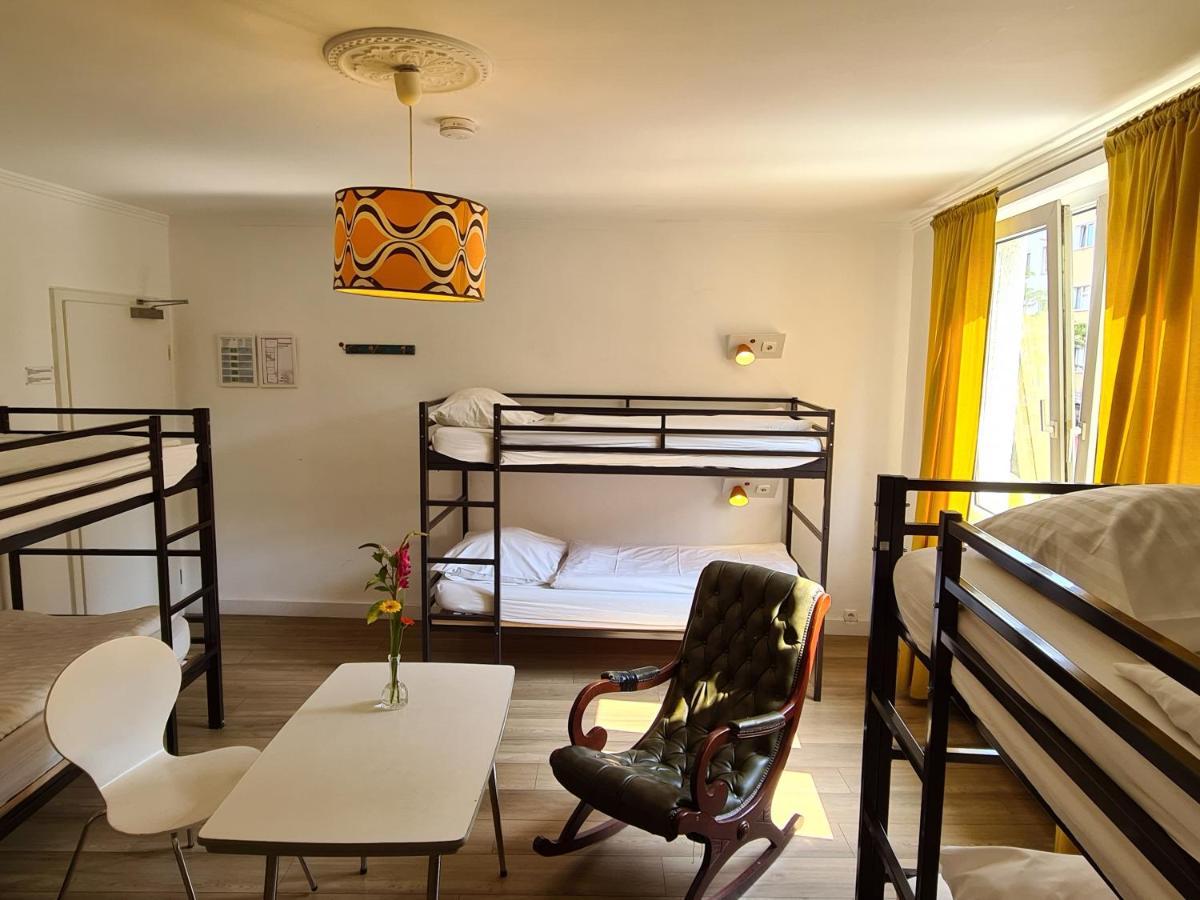 Weltempfaenger Backpacker Hostel โคโลญ ภายนอก รูปภาพ
