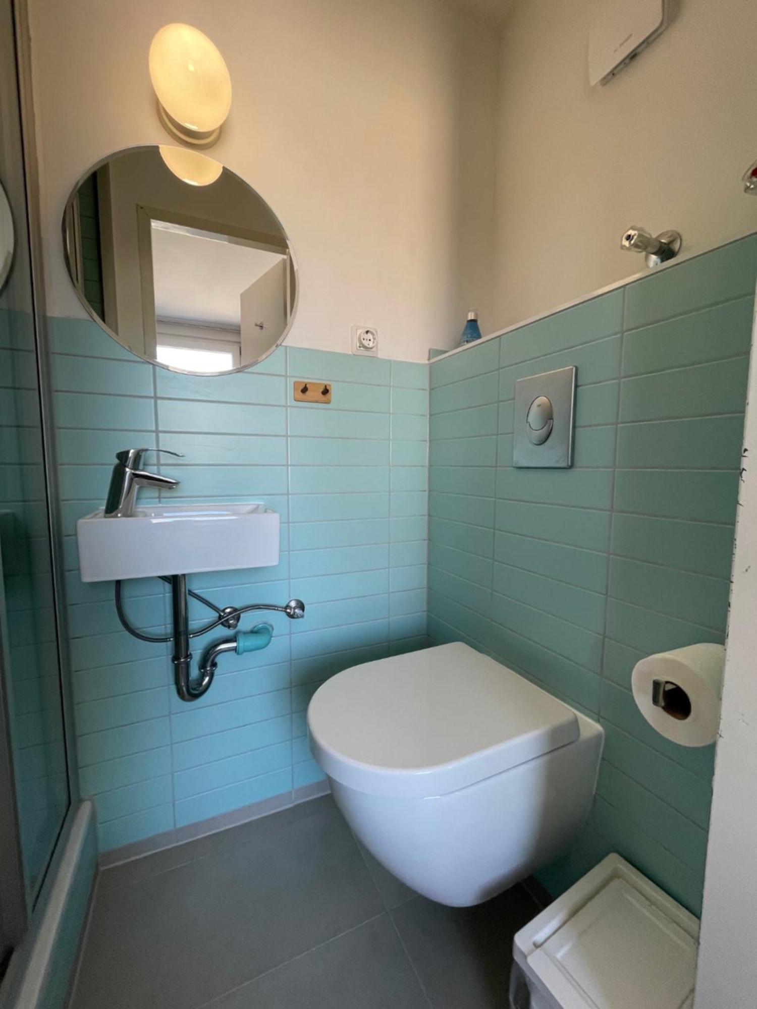 Weltempfaenger Backpacker Hostel โคโลญ ภายนอก รูปภาพ